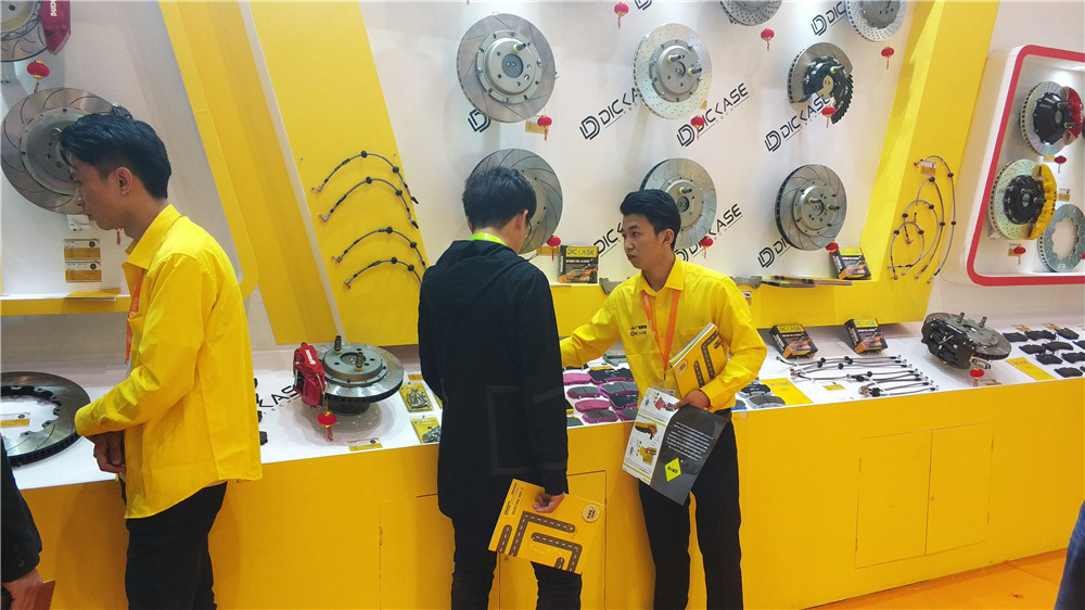 廣州賽驅亮相GT Show改裝展展臺C-21 廣州賽驅亮相GT Show改裝展展臺C-21